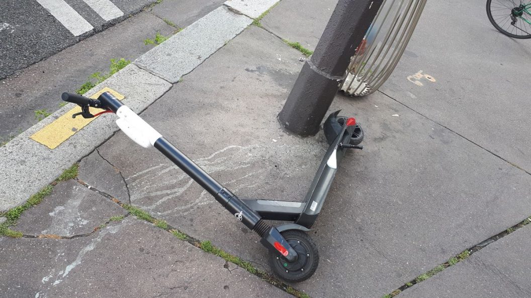 Cours Victor-Hugo : une course-poursuite en trottinette finit par un accident à Bordeaux