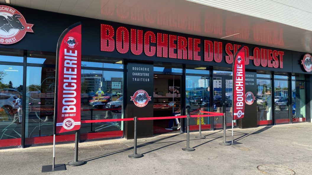 Lormont : un créateur de contenus transforme une boucherie en guerre numérique pour 450 €