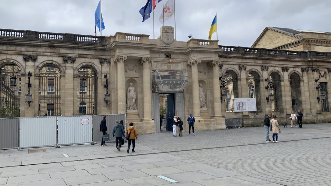 Bordeaux : Pierre Hurmic renforce la police municipale avec des brigades de proximité
