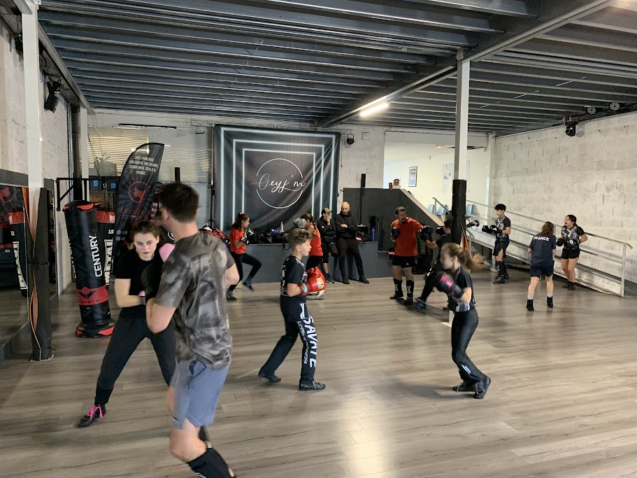 Boxe à Eysines : le Cercle SBF33 forge des champions mondiaux et ouvre ses rings gratuitement
