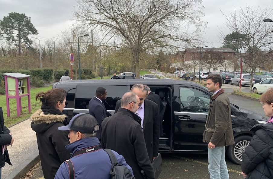 Parempuyre accueille Jean Castex pour un échange sur la crise ferroviaire aux portes du Médoc
