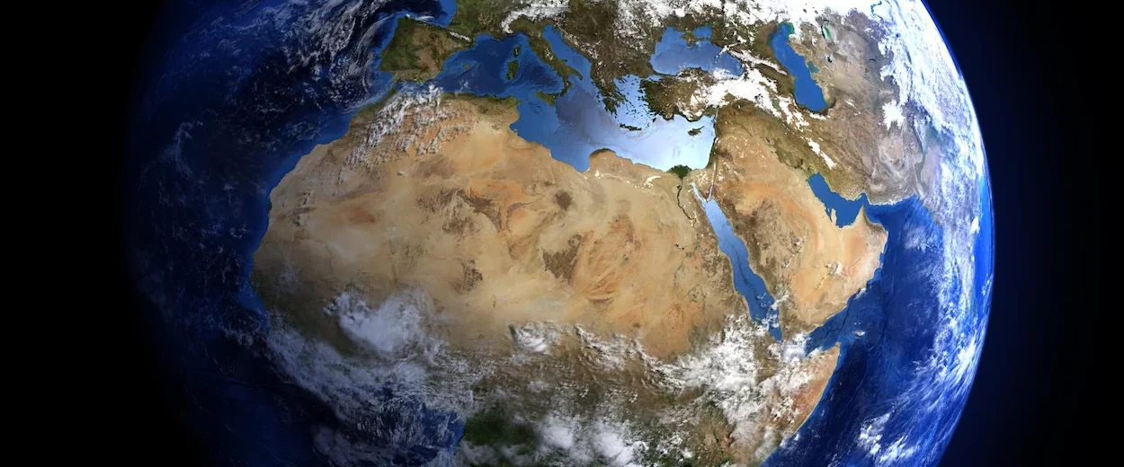 Pourquoi l'Afrique paraît-elle si petite sur nos cartes ? L'Union africaine part en guerre contre les planisphères déformés