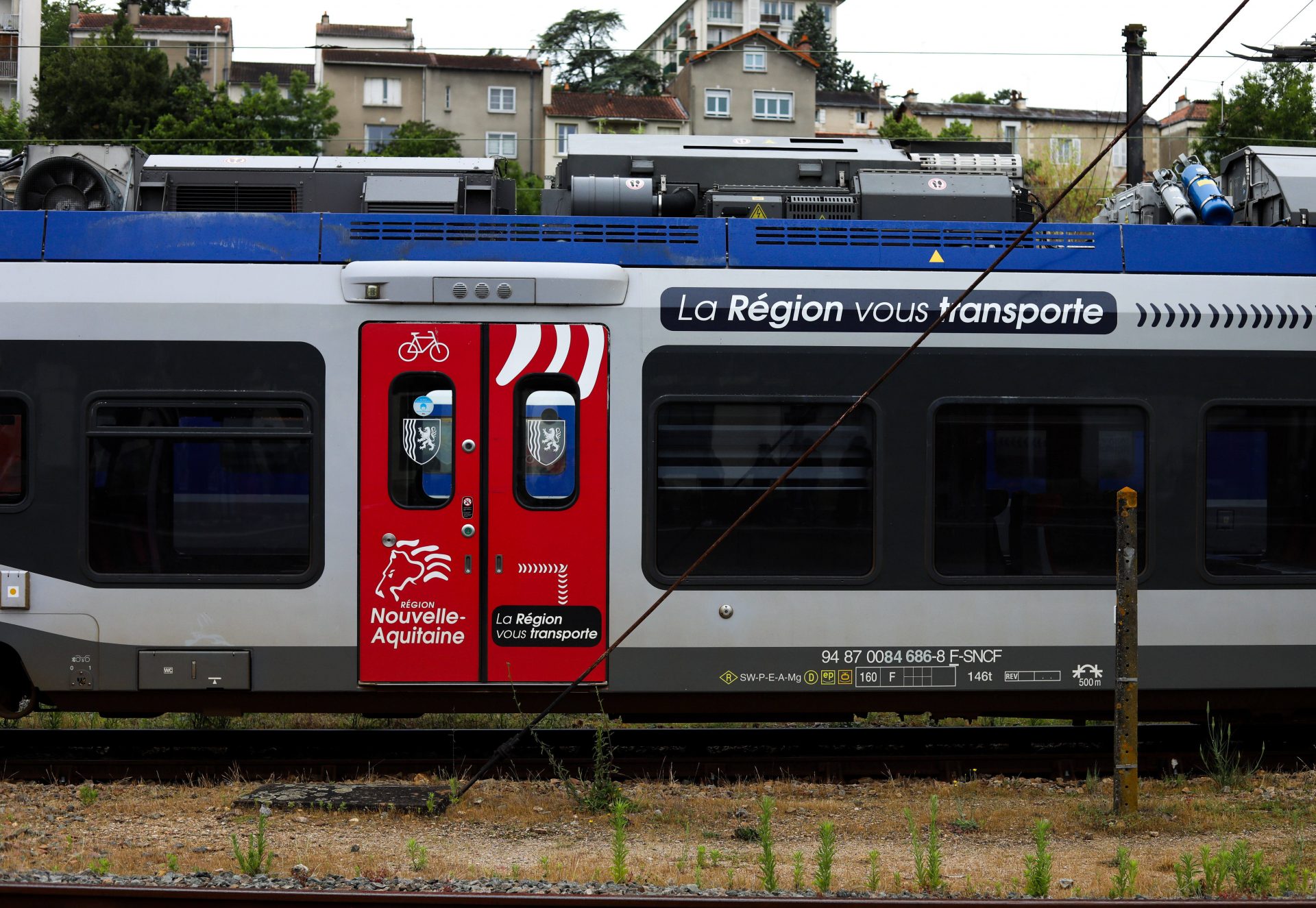 Un TER heurte un véhicule sur un passage à niveau à Margaux-Cantenac