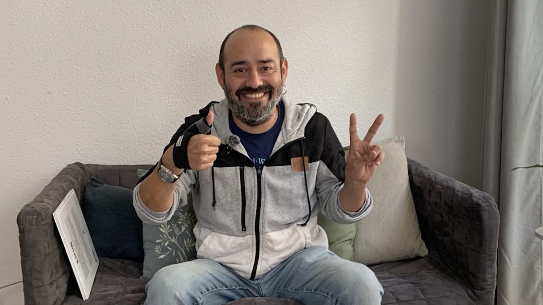 Interview : Mauro Ceballos, artiste touché en stoppant une agression à Bordeaux, parle de son épreuve et de ses œuvres