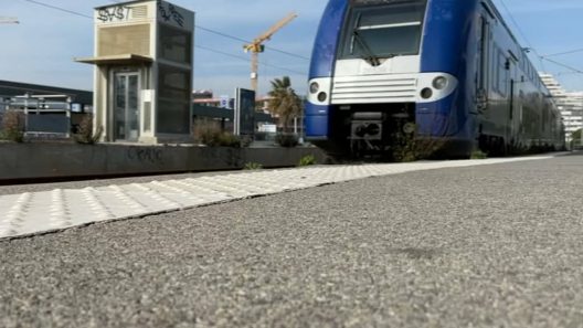 Bordeaux-La Rochelle : les agents de l’entretien des voies en grève, impact sur le trafic TER