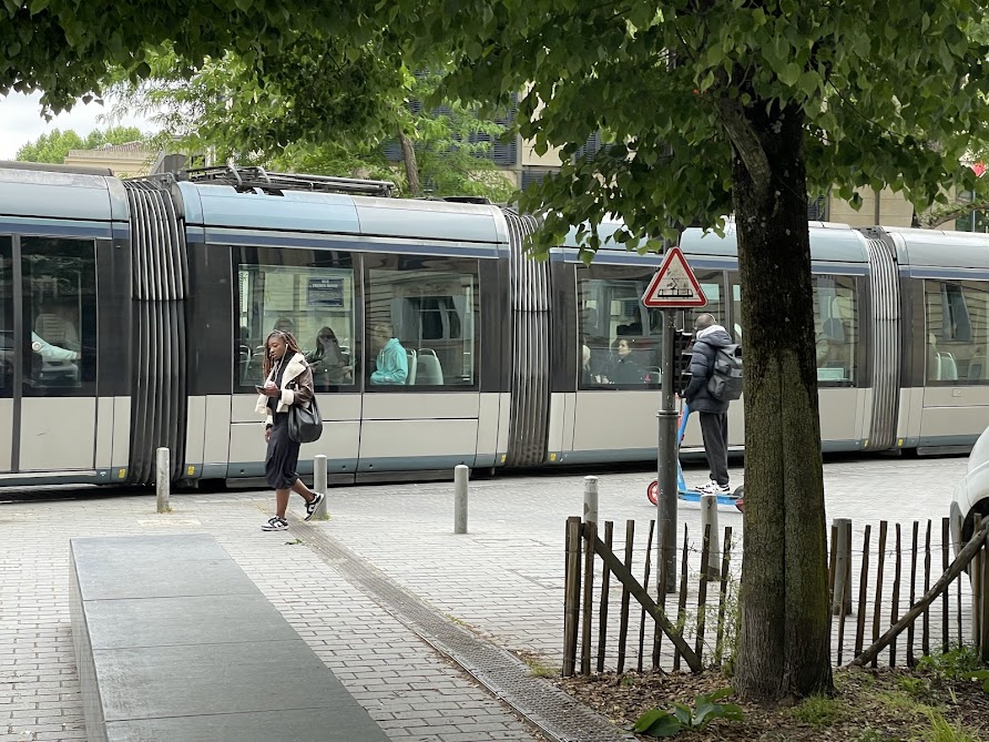 Bordeaux : trafic du tramway paralysé sur les lignes C, D, F et B ce jeudi matin