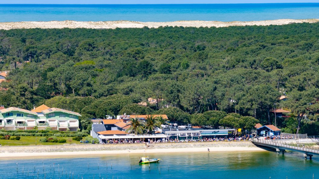 Une décision judiciaire met fin aux installations temporaires des restaurants L’Escale et Pinasse Café