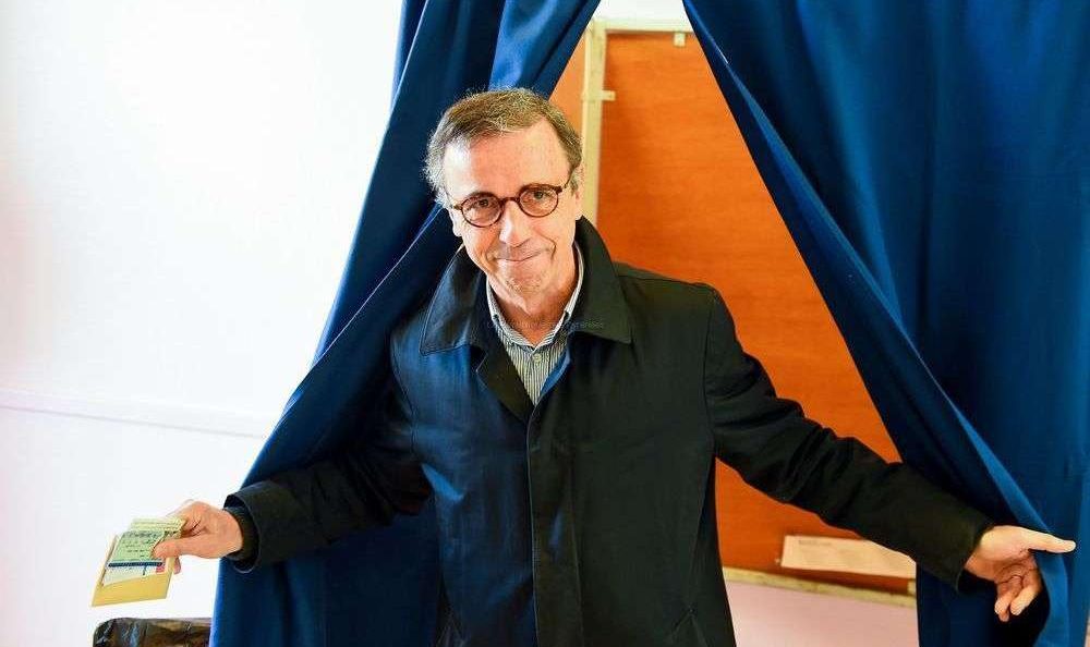 Municipales 2026 à Bordeaux : le maire en exercice entre officiellement dans la course, Pierre Hurmic confirme sa candidature