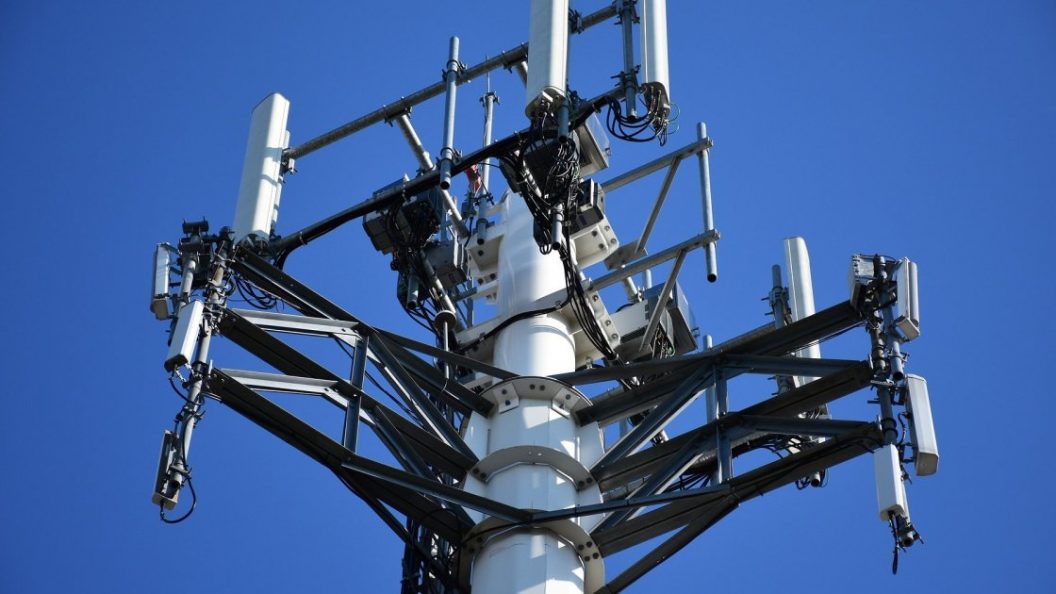 Téléphonie mobile : la multiplication des antennes crispe un secteur résidentiel de Lormont