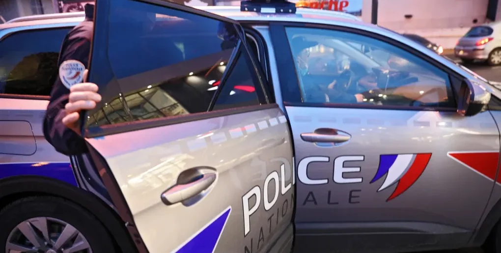 Deux hommes appréhendés après des signalements à caractère sexuel concordants dans plusieurs communes