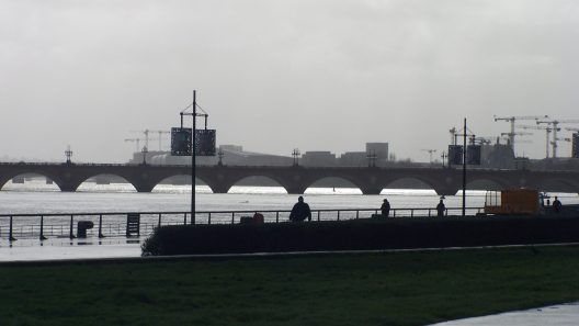 Débordements de la Garonne à Bordeaux : la décrue confirmée en journée