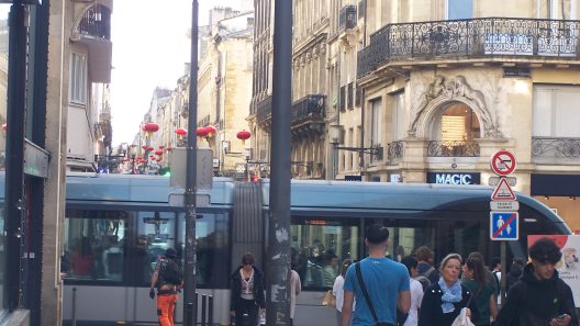 Tram et carnaval des 2 Rives à Bordeaux : toutes les lignes TBM impactées dimanche 1er mars