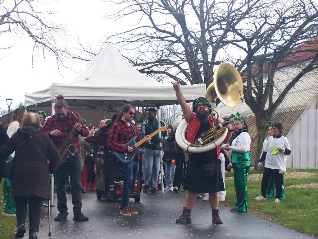 Parempuyre : le Carnaval qui s’impose comme un rendez-vous incontournable pour les habitants