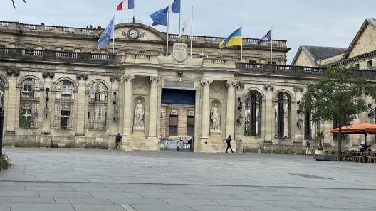 Réaction de la Ville de Bordeaux à la fermeture de l’I.Boat