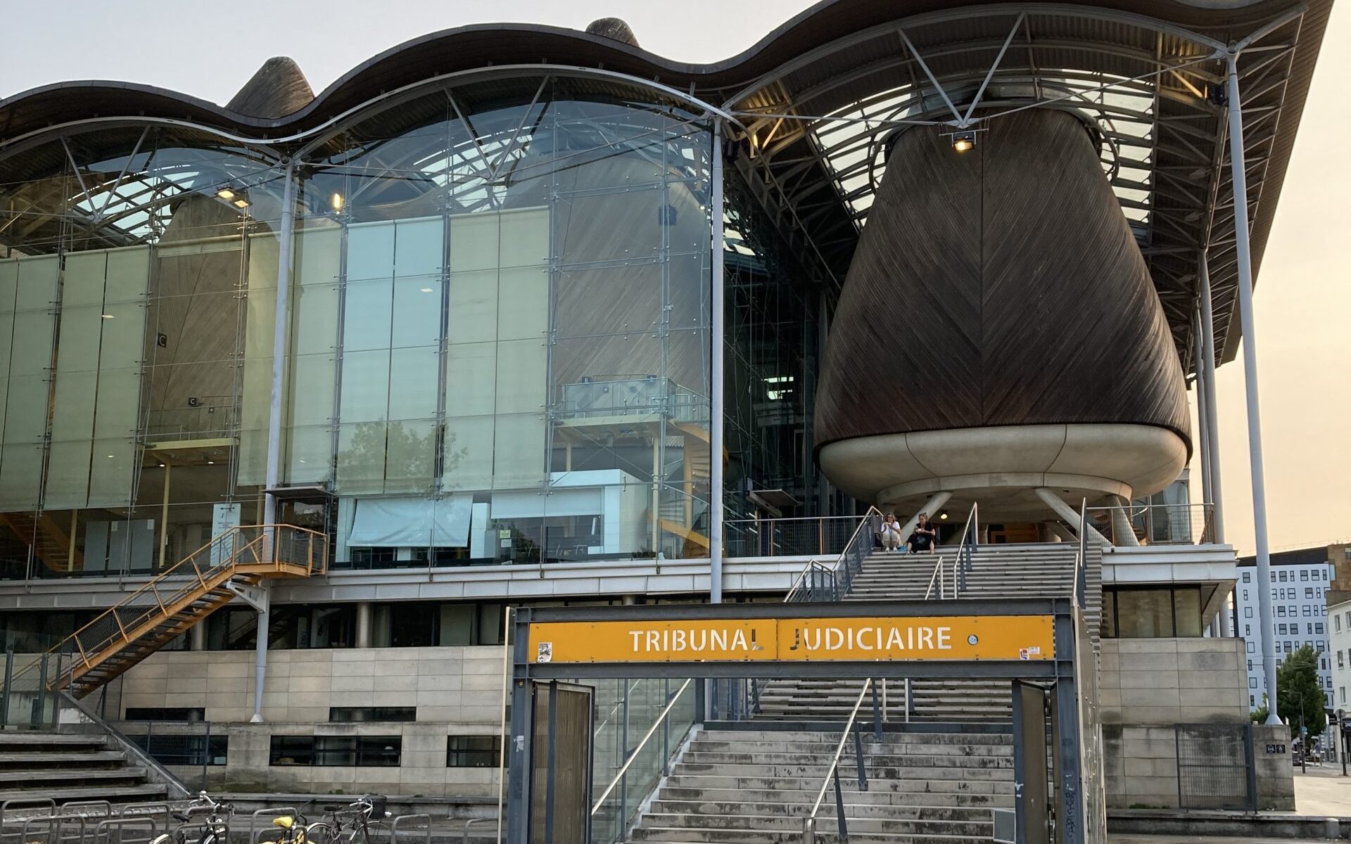 Bordeaux : une affaire de violences conjugales jugée en procédure accélérée