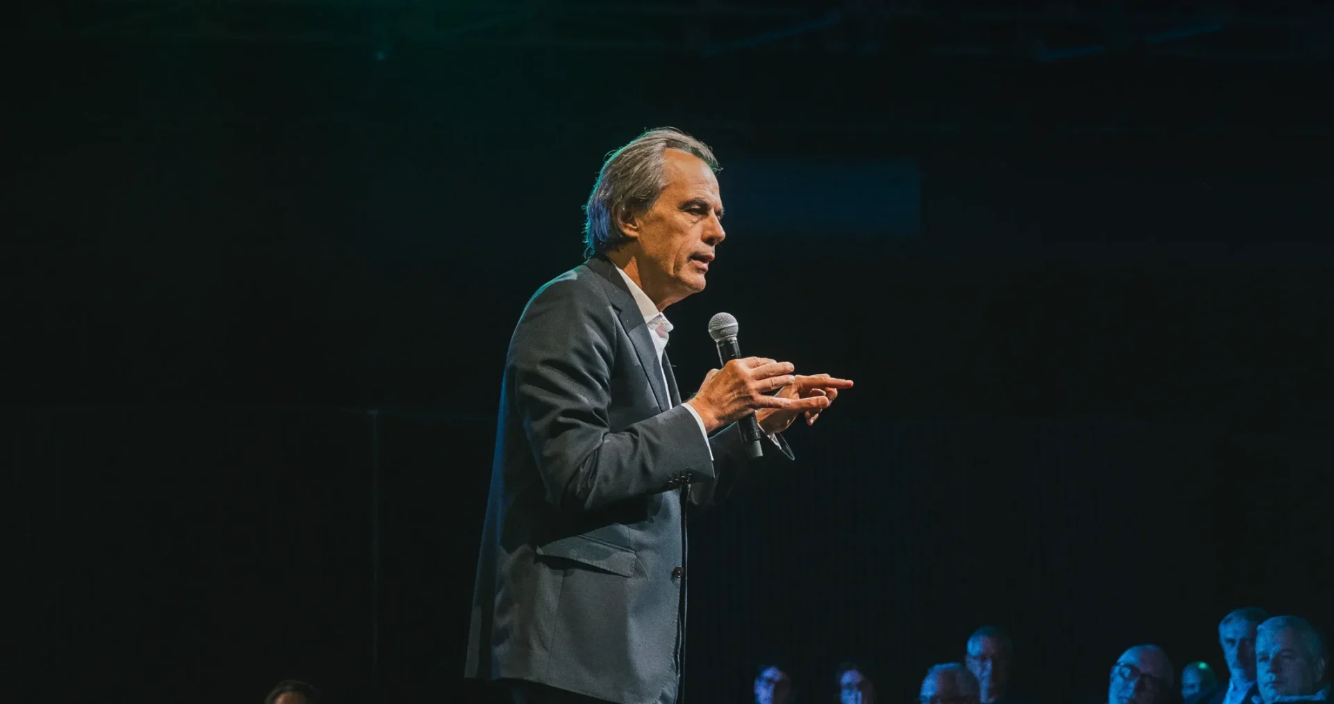 Philippe Dessertine dévoile son équipe et ses axes pour la ville de Bordeaux