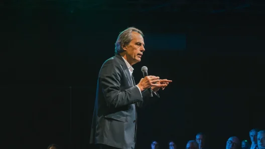 Philippe Dessertine dévoile son équipe et ses axes pour la ville de Bordeaux