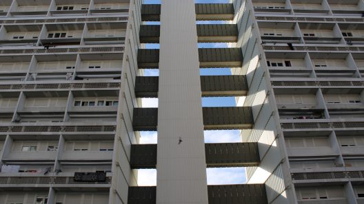 Coup de feu aux Aubiers : écoles sécurisées et accompagnement psychologique mis en place à Bordeaux