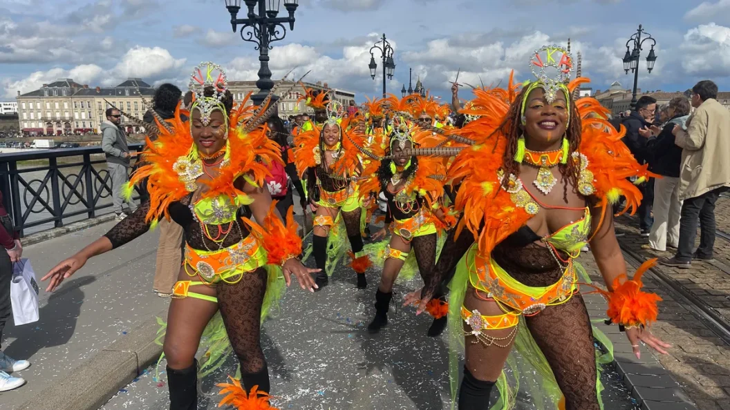 Carnaval des 2 Rives : une édition 2026 tournée vers l’océan et la Garonne