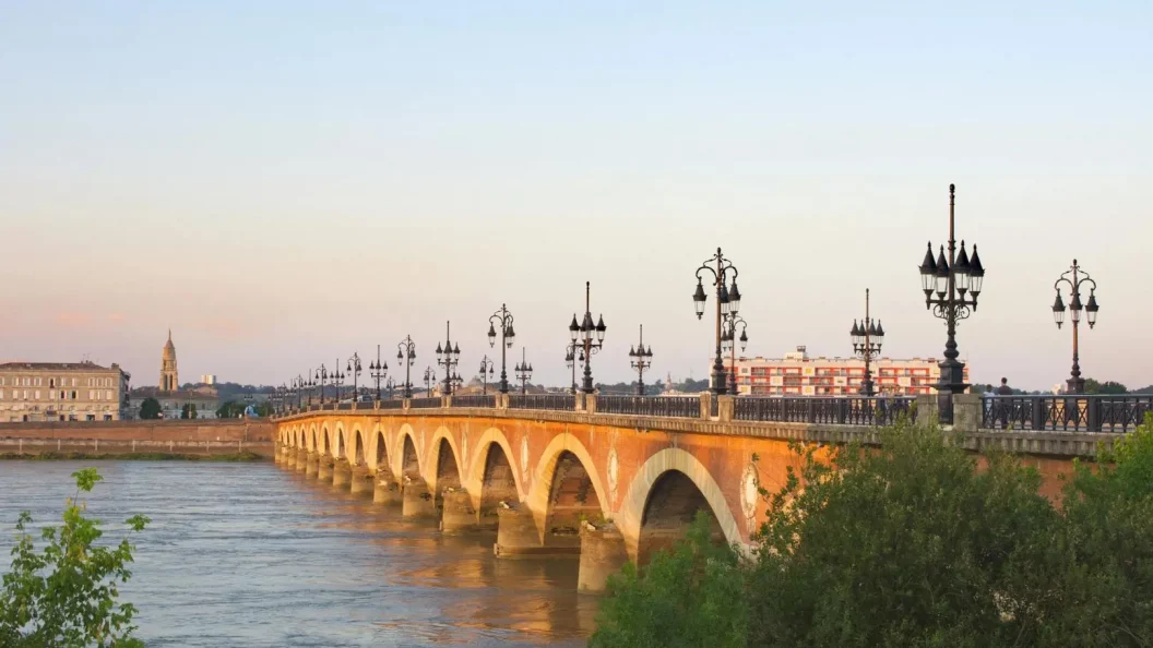 Bordeaux face à l’essoufflement de sa dynamique touristique ?