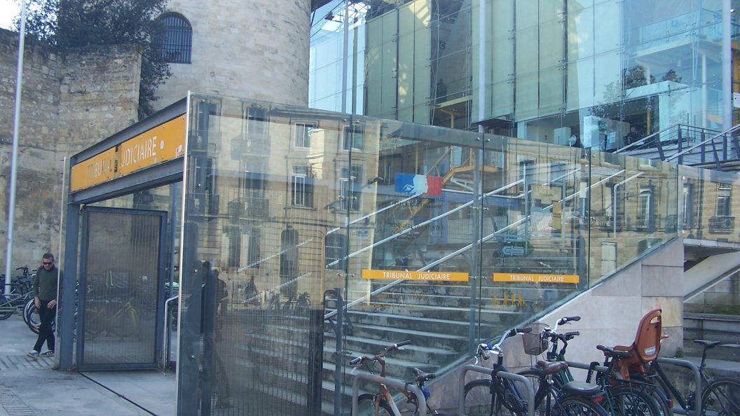 Mérignac : la justice confirme le licenciement d’un agent municipal condamné pour violences conjugales