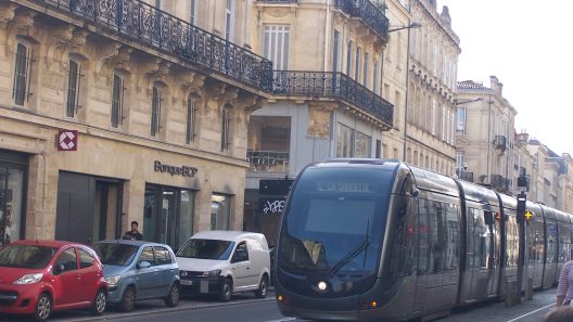 Panne de tram à Bordeaux : lignes impactées et trafic ralenti ce matin