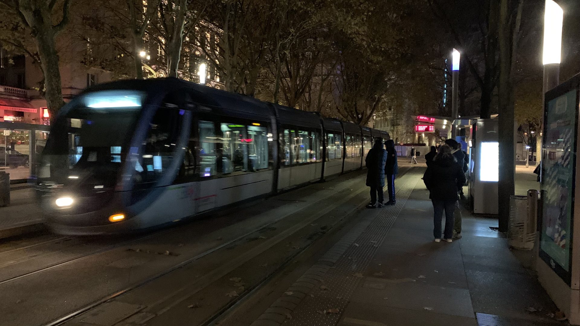 Tramway TBM : interruption exceptionnelle des six lignes à Bordeaux mardi 17 au soir