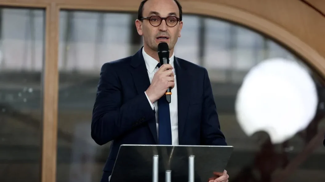 Municipales 2026 à Bordeaux : Thomas Cazenave remporte la mairie d’une courte tête