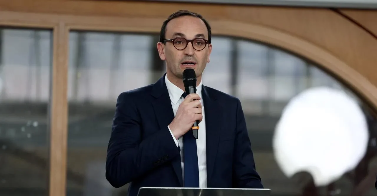 Municipales 2026 à Bordeaux : Thomas Cazenave remporte la mairie d’une courte tête