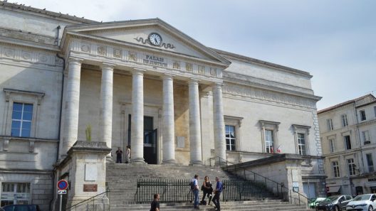 Cour d’assises d’Angoulême : trois anciens rugbymen jugés en appel pour violences sexuelles