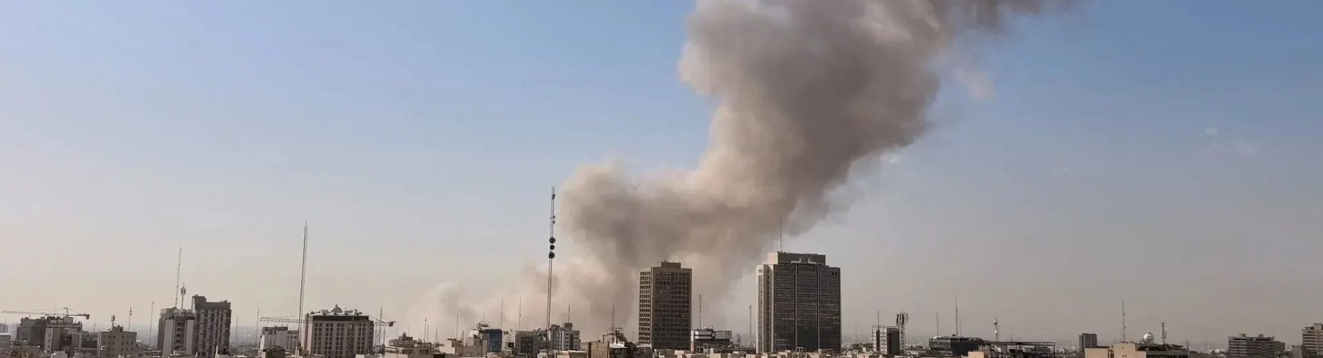 Iran : Ali Khamenei et des chefs militaires éliminés, le Moyen-Orient au bord de l’embrasement