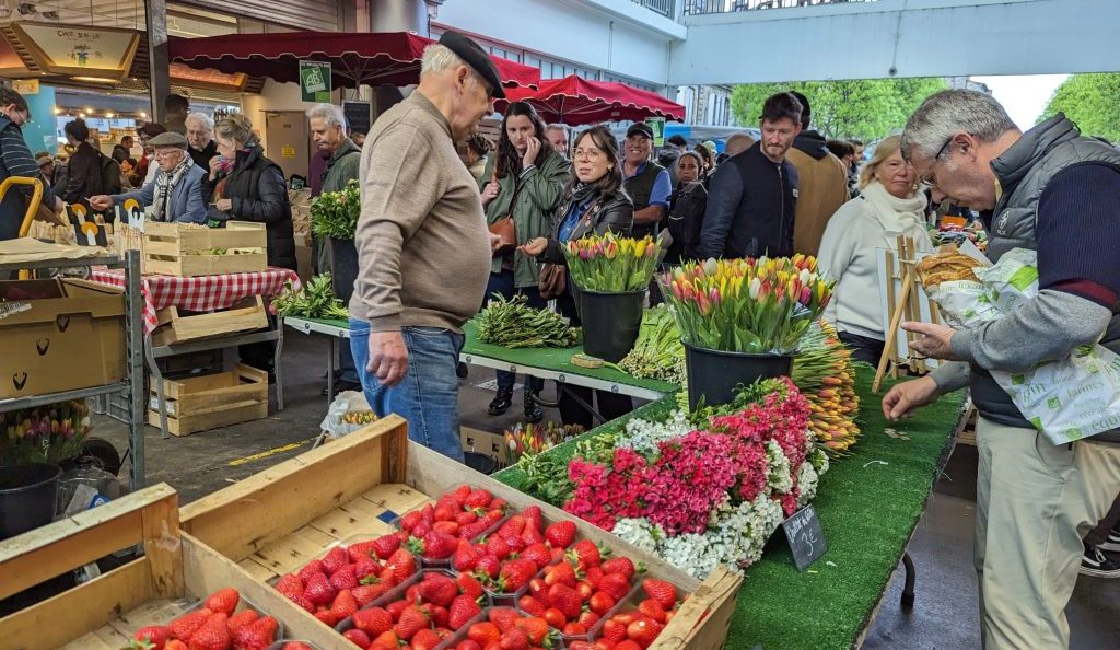 Marché des Capucins à Bordeaux : un litige financier oppose la Ville et son exploitant