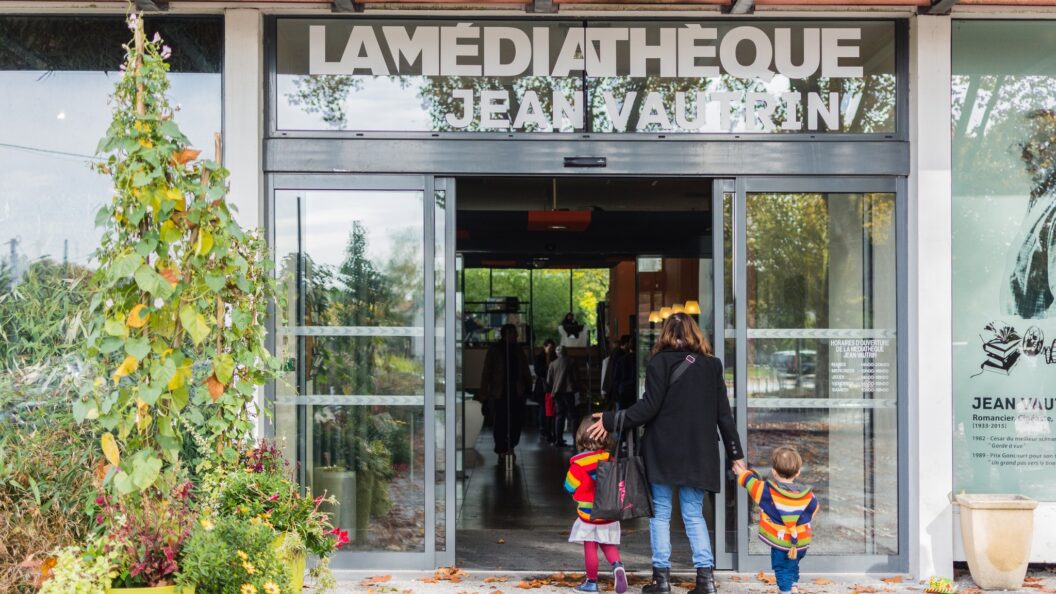 médiathèque de Gradignan : exposition « Vrai ou faux » sur les images et fake news en mai