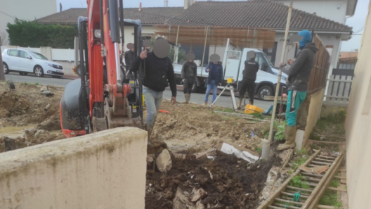 « On nous a traités comme des gens de seconde zone » : un habitant du Bouscat témoigne de son calvaire face à un mur illégal, selon lui