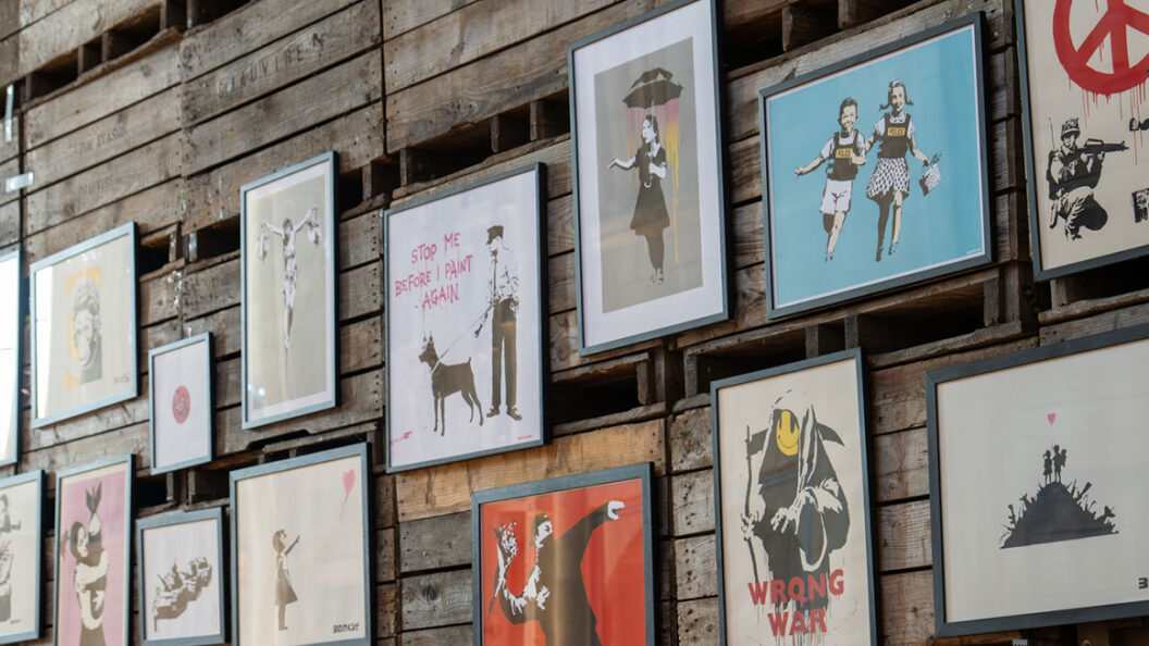 Le mystère Banksy s’invite en Dordogne avec une exposition d’ampleur