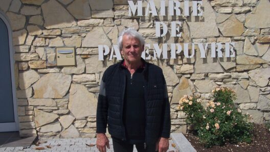 Henri Lagarrigue répond aux questions des habitants de Parempuyre, dans «Le Maire à votre écoute»