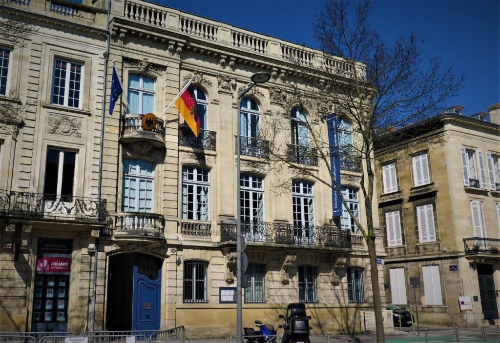Bordeaux : le consulat allemand ciblé par des dégradations