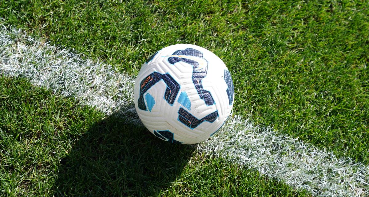 Parentis-en-Born / Saint-Martin-de-Seignanx : un match interrompu après une violente intrusion sur le terrain