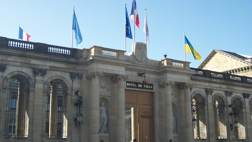 Bordeaux : l'audit financier et la canicule font monter la pression au conseil municipal