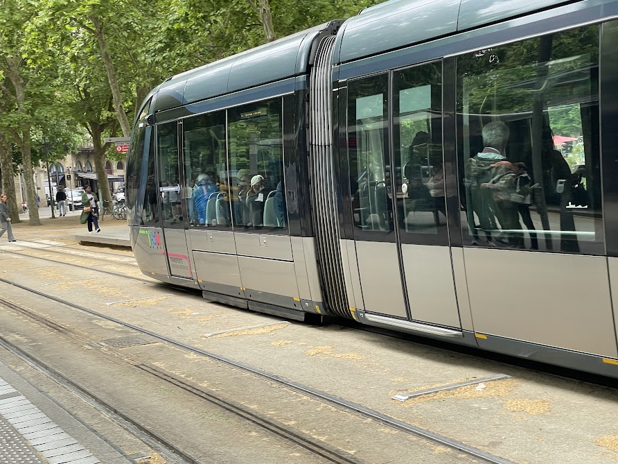 Trams, bus, circulation : Bordeaux se prépare à une soirée du 14 juillet très chargée