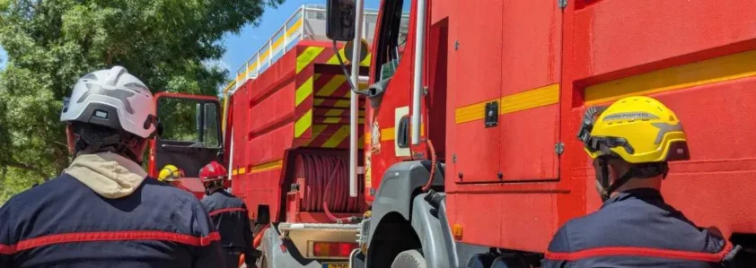 Incendie près de l'aéroport de Bordeaux-Mérignac : la Gironde rendra hommage aux deux pompiers disparus