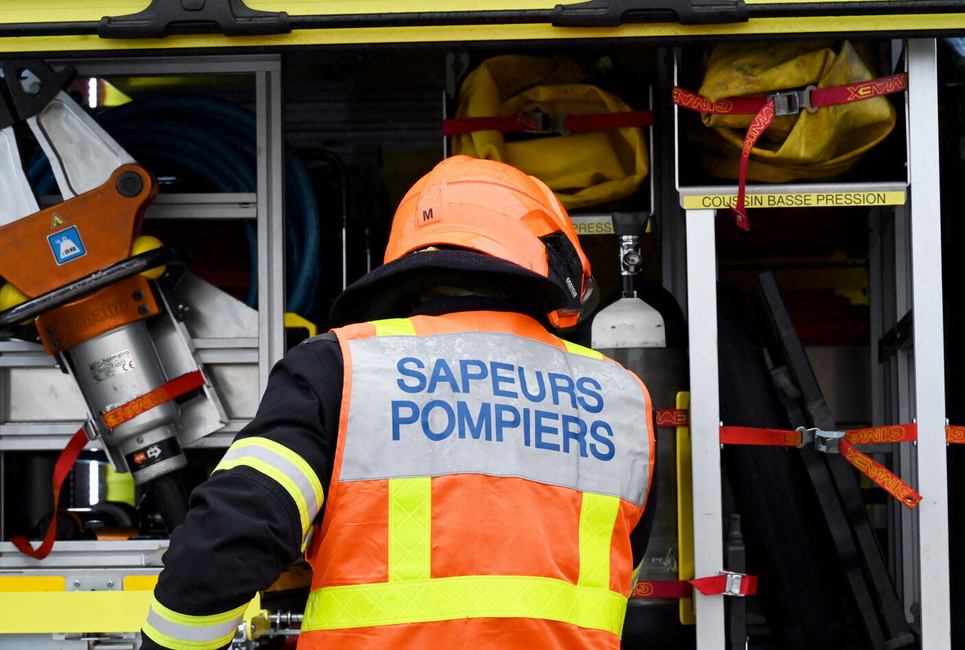 Incendie : un feu fait deux victimes parmi les secours près de l'aéroport de Bordeaux