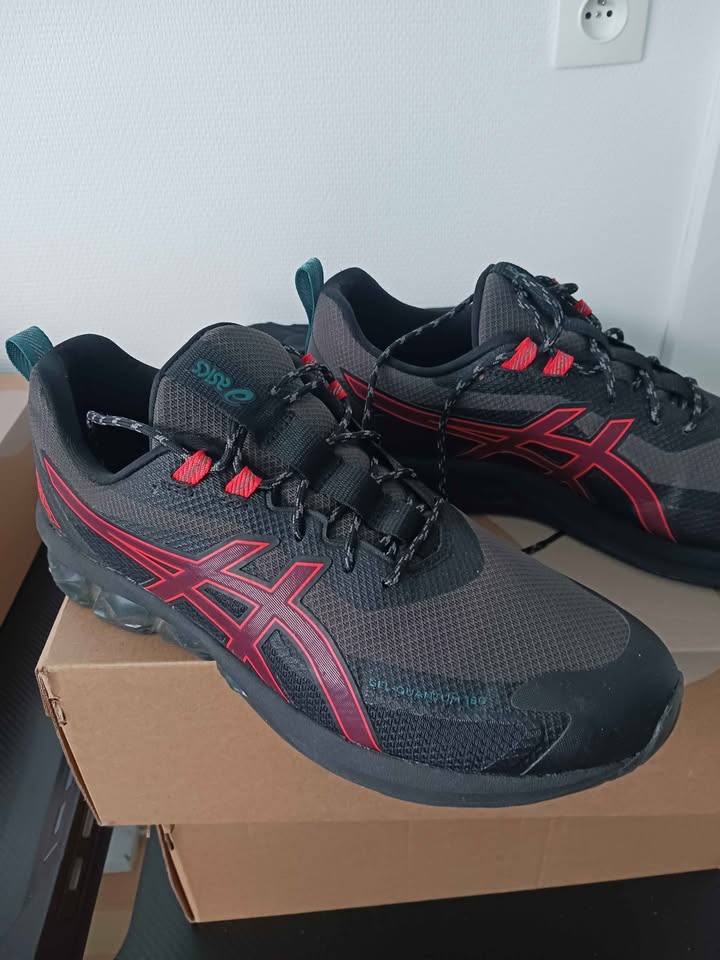 Chaussures asics sport
