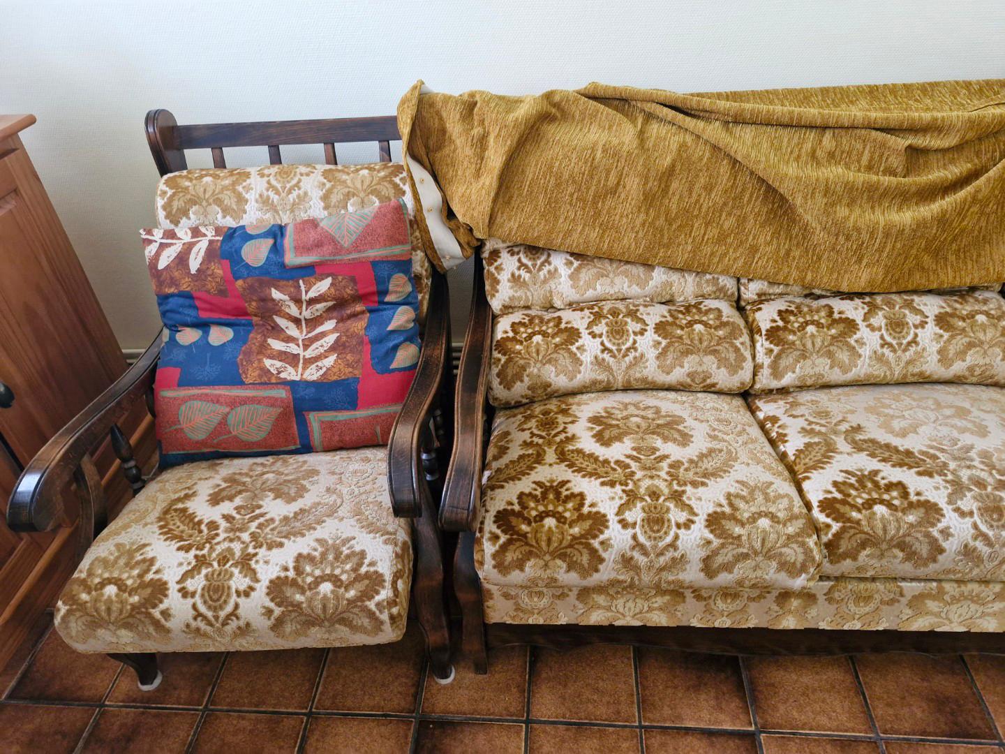 Lot 1 Canapé et 2 fauteuils