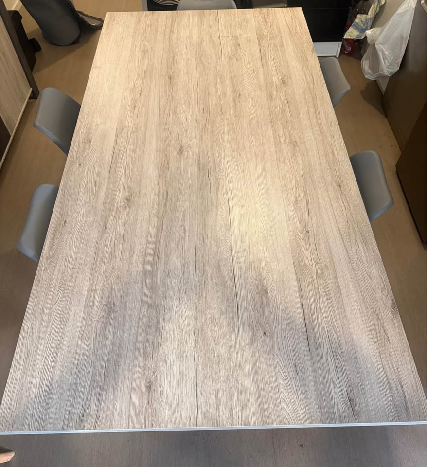 Ensemble table à manger et table basse