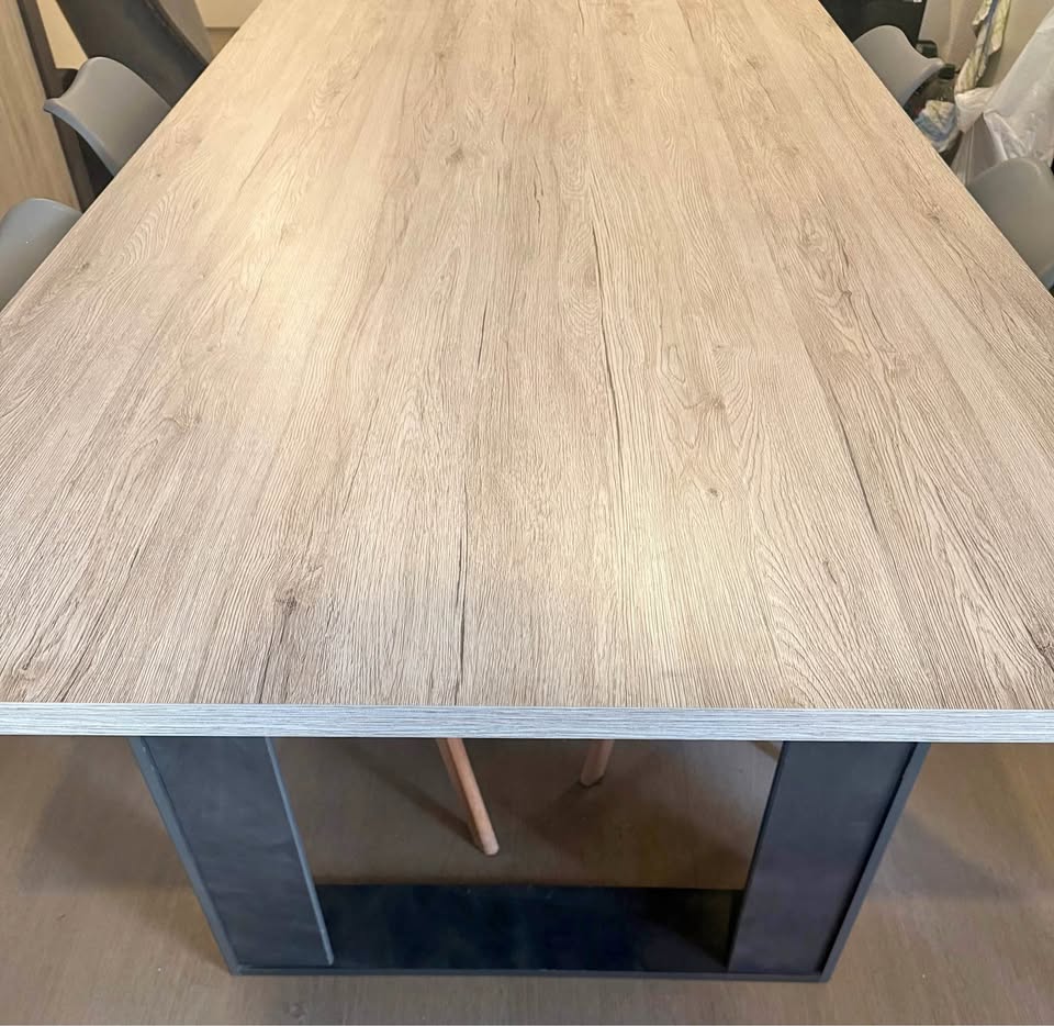 Ensemble table à manger et table basse