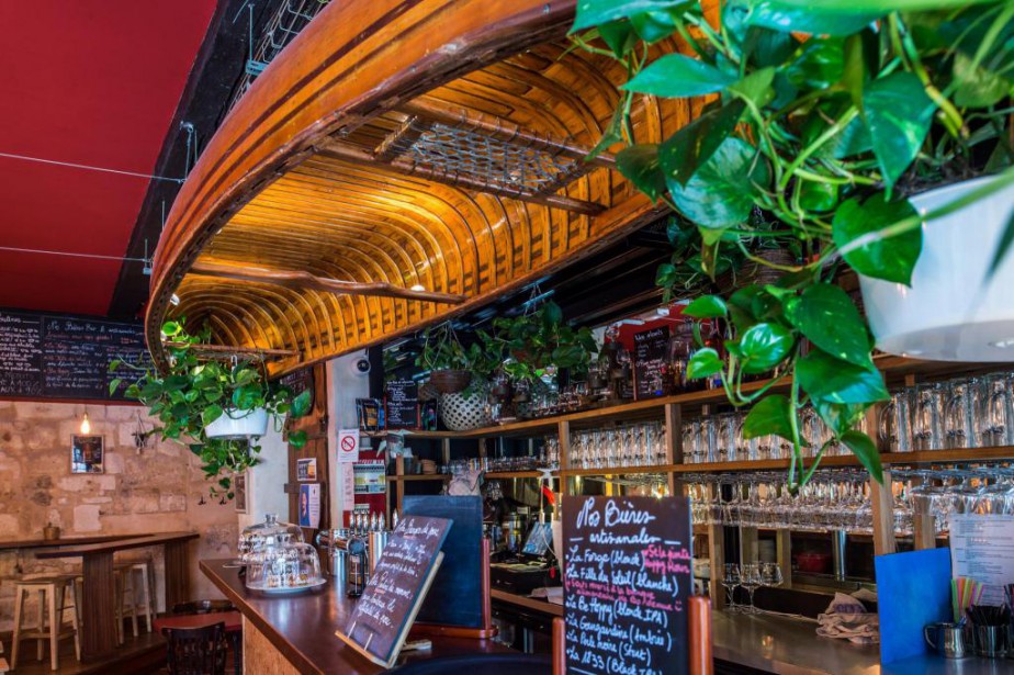 Bordeaux perd un lieu emblématique : le bar canadien Au Nouveau Monde ferme ses portes