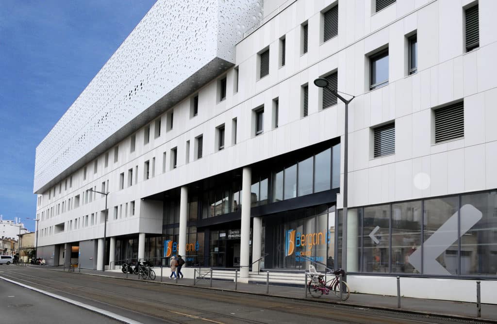 Bordeaux : Braquage éclair à l’Institut Bergonié, un homme en fuite, l’émotion en hausse