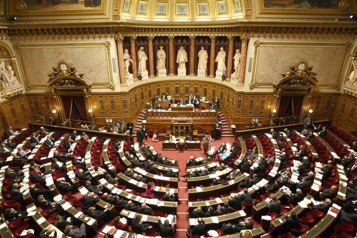 Polluants éternels : le Parlement face à un vote décisif sur l'interdiction des PFAS