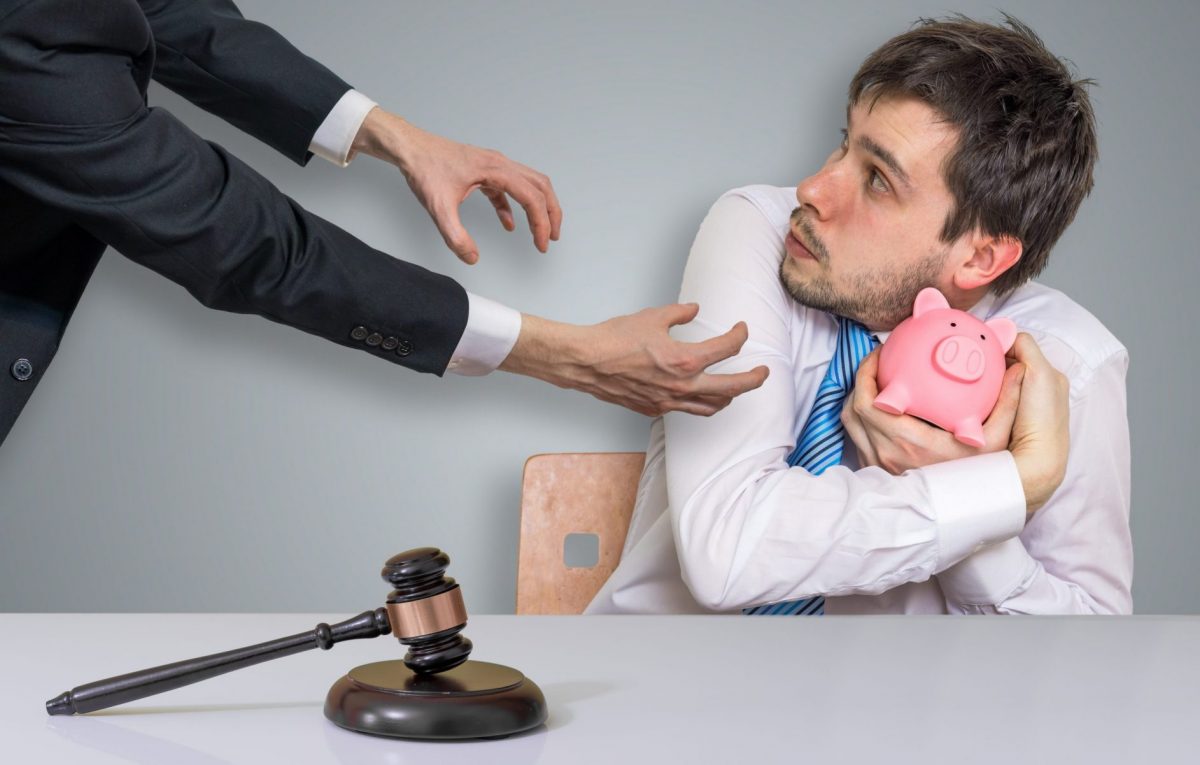 Un huissier vous réclame de l'argent sans titre exécutoire : devez-vous payer ?